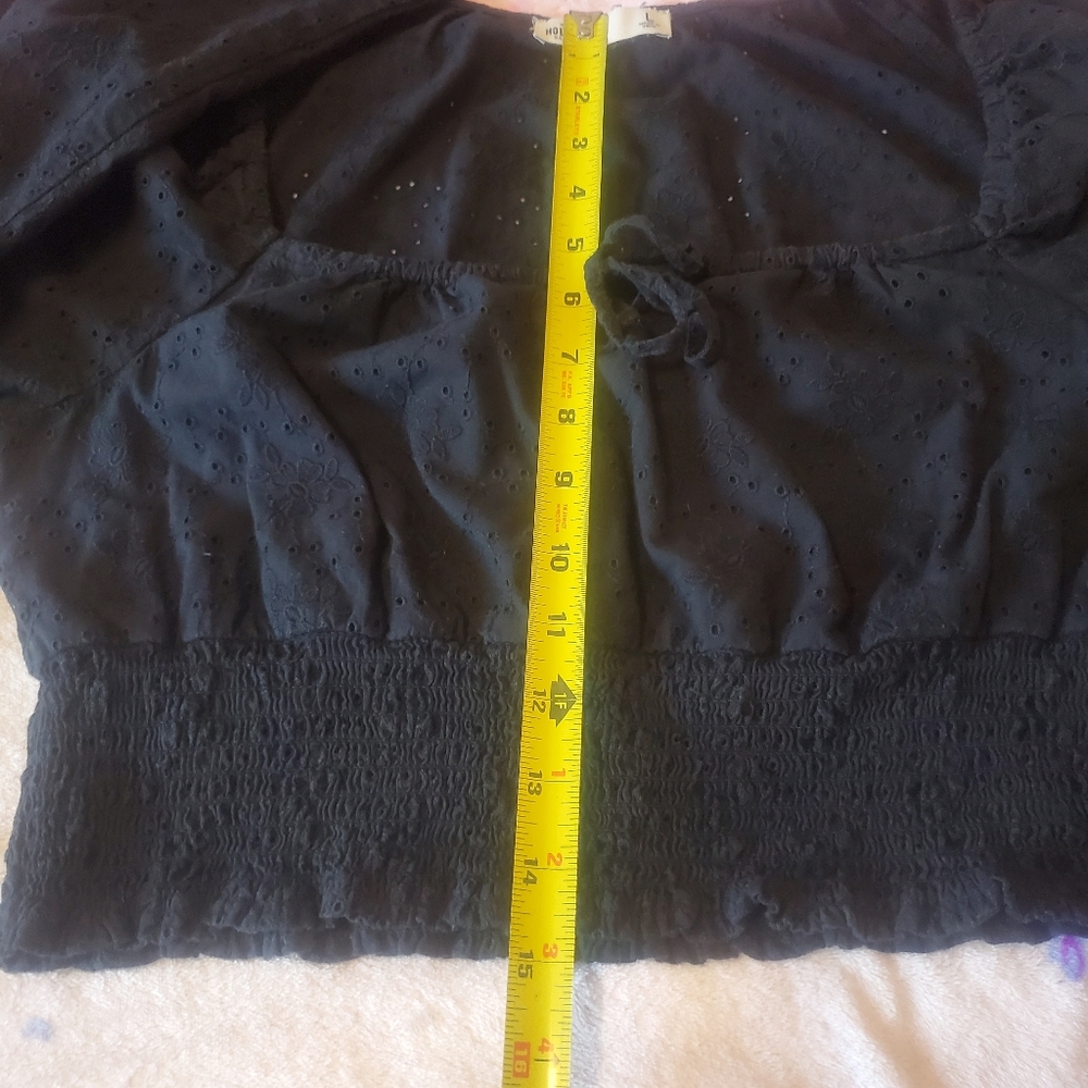 Hollister Black Eyelet Embroidered Flower Milkmaid Top Size L Coquette Cottage - Picture 13 of 13